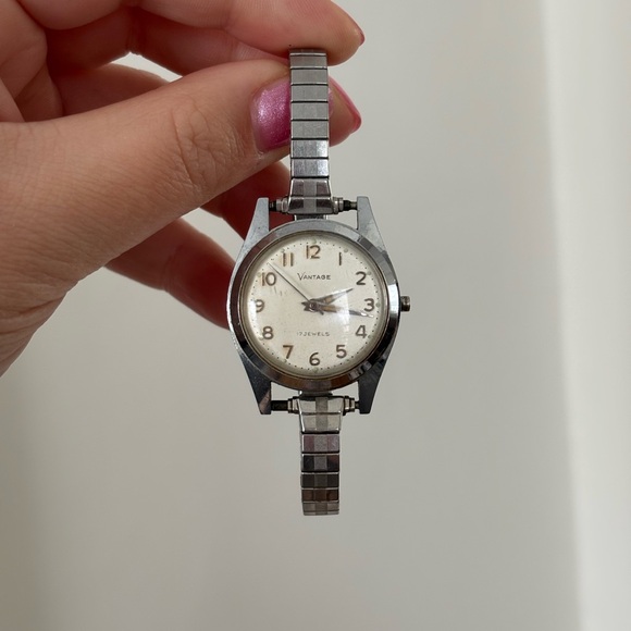 Vantage by Hamilton 17 jewels watch main image 5